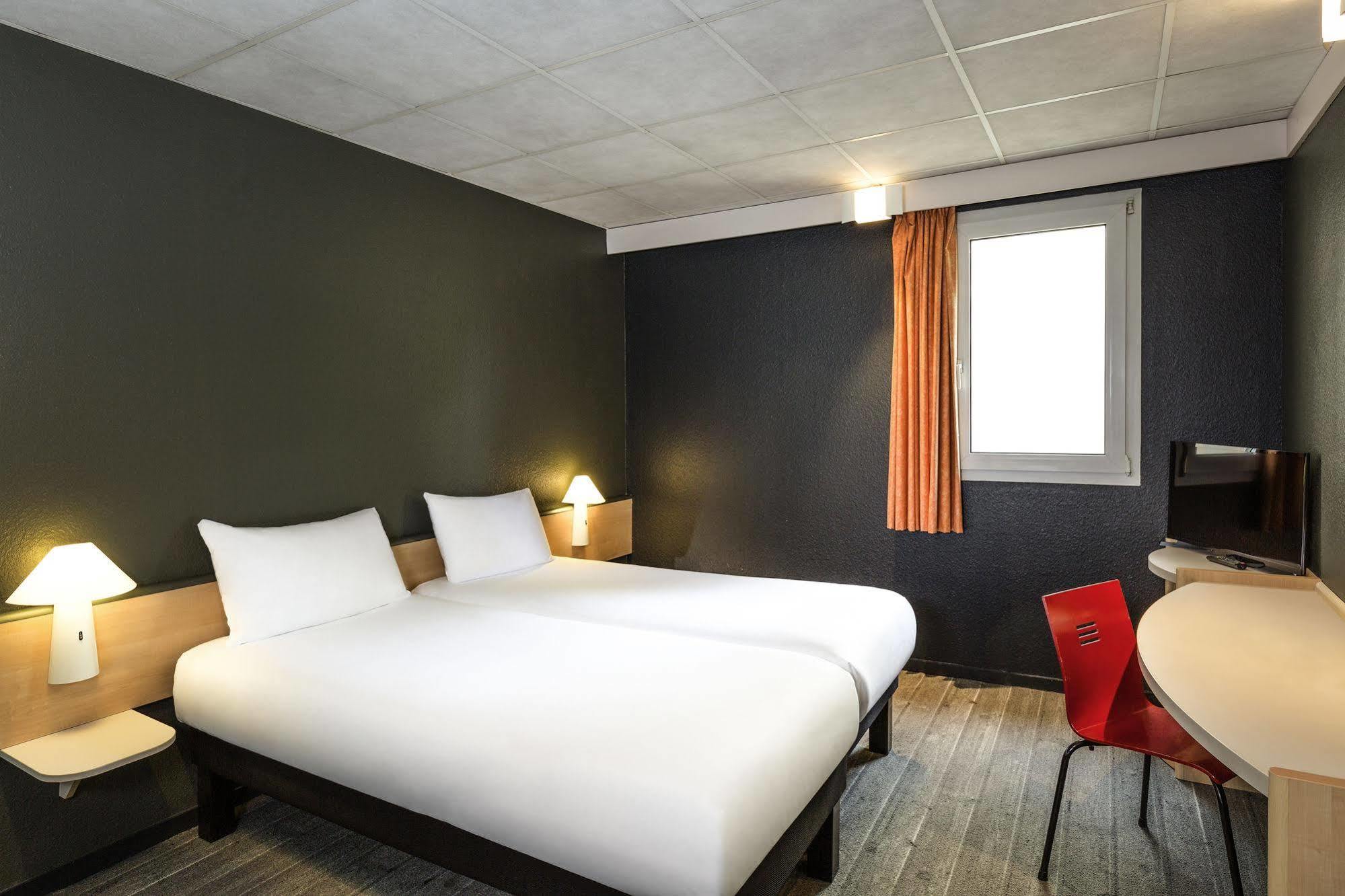 Hotel Ibis Lannion Exteriér fotografie